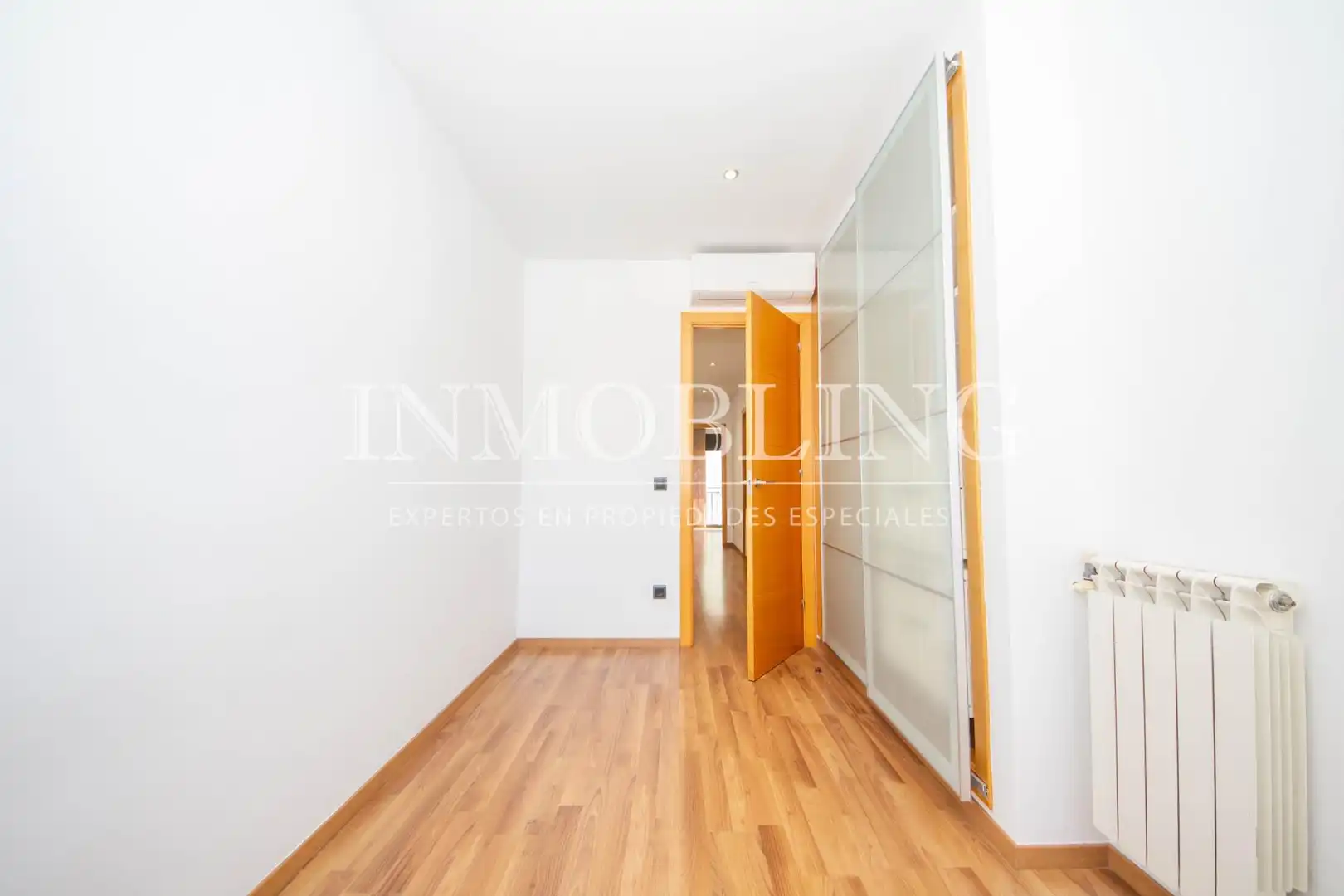 Habitación de Piso de alquiler en Mataró con Aire acondicionado, Calefacción y Parquet