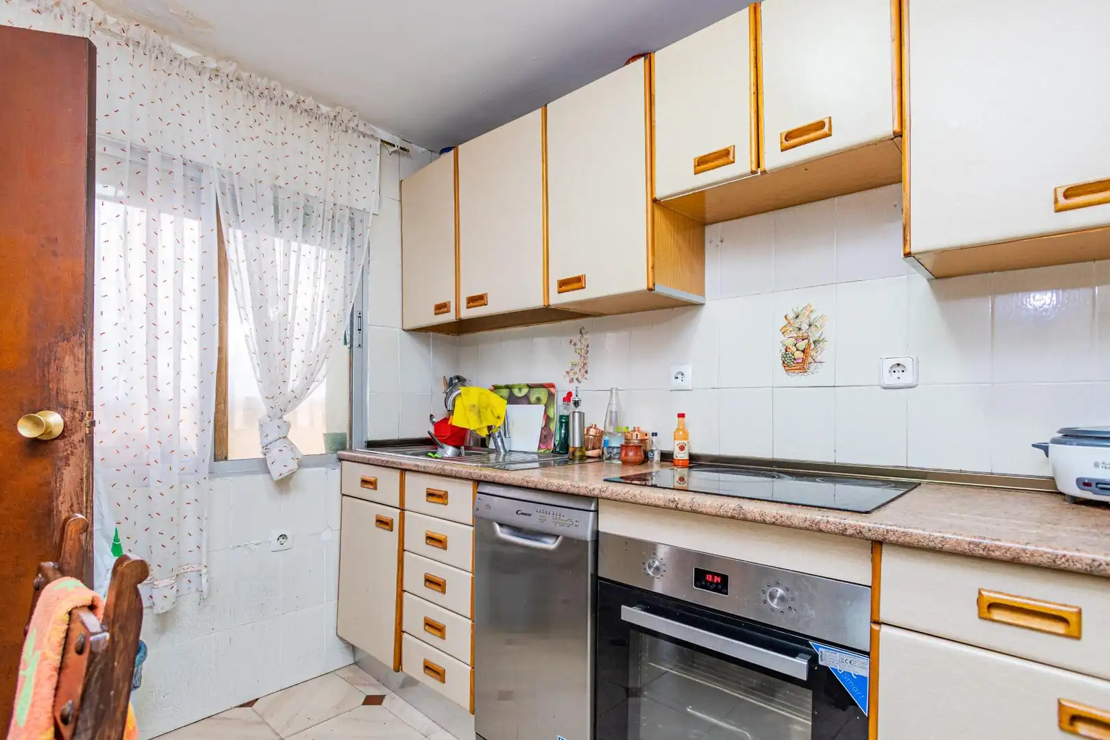 Kitchen of Houses for sale in Madrid  with Air Conditioner and Heating