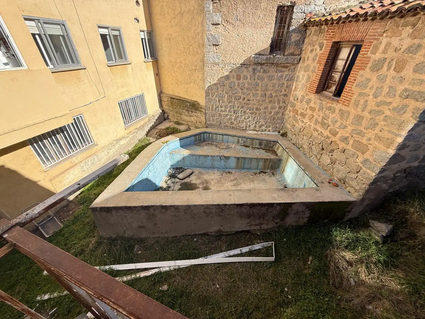 Piscina de Casa o xalet en venda en Ávila amb Calefacció, Jardí privat i Piscina