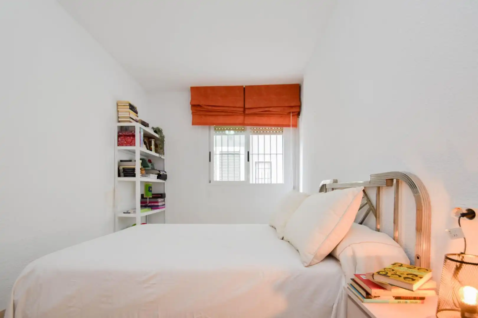 Bedroom of Flat for sale in Granada  with Balcony
