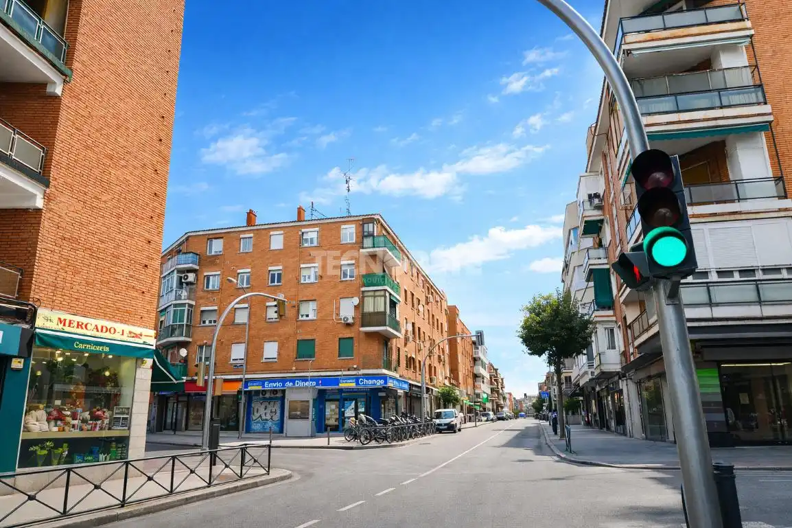 Exterior view of Flat for sale in Madrid  with Air Conditioner, Heating and Terrace