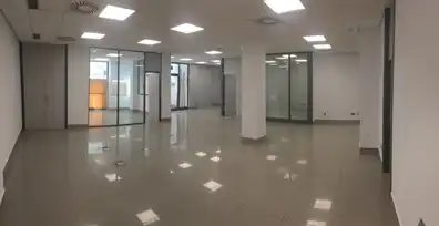 Local en traspaso en Vigo  con Aire acondicionado, Calefacción y Parquet