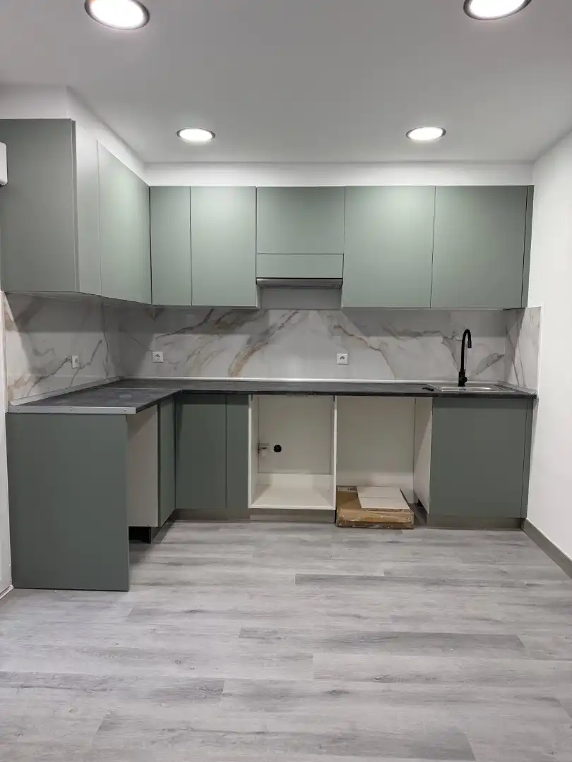 Kitchen of Flat for sale in Palencia  with Air Conditioner, Heating and Parquet flooring