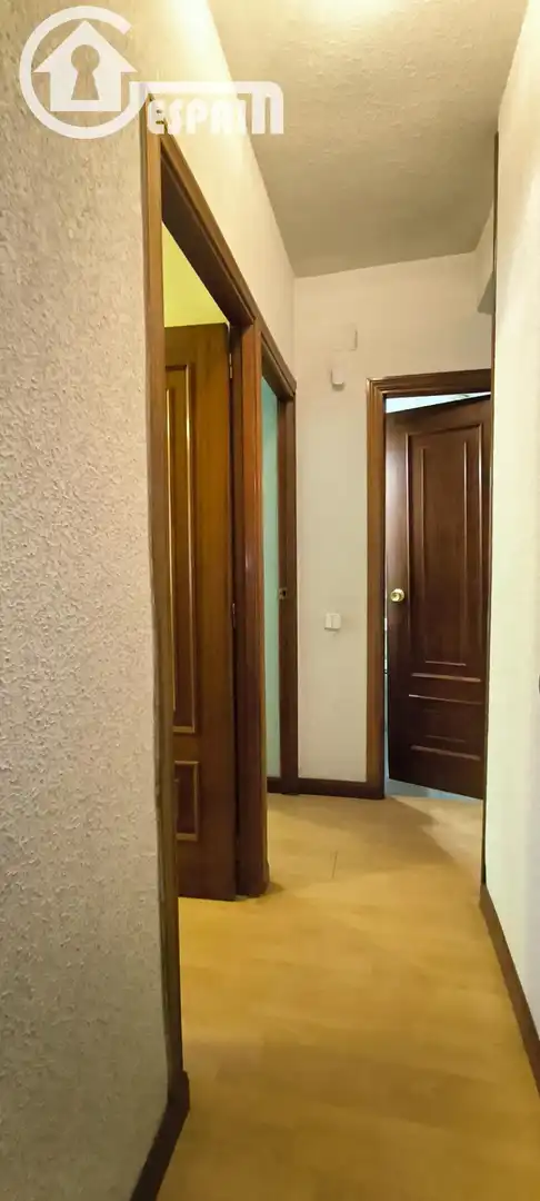 Piso en venta en Madrid con Calefacción, Terraza y Amueblado