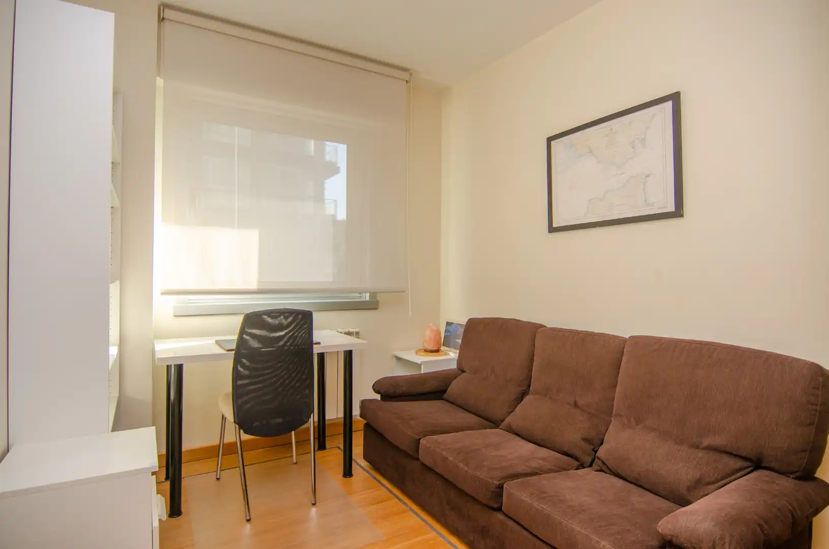 Sala de estar de Piso de alquiler en A Coruña Capital  con Calefacción, Parquet y Terraza