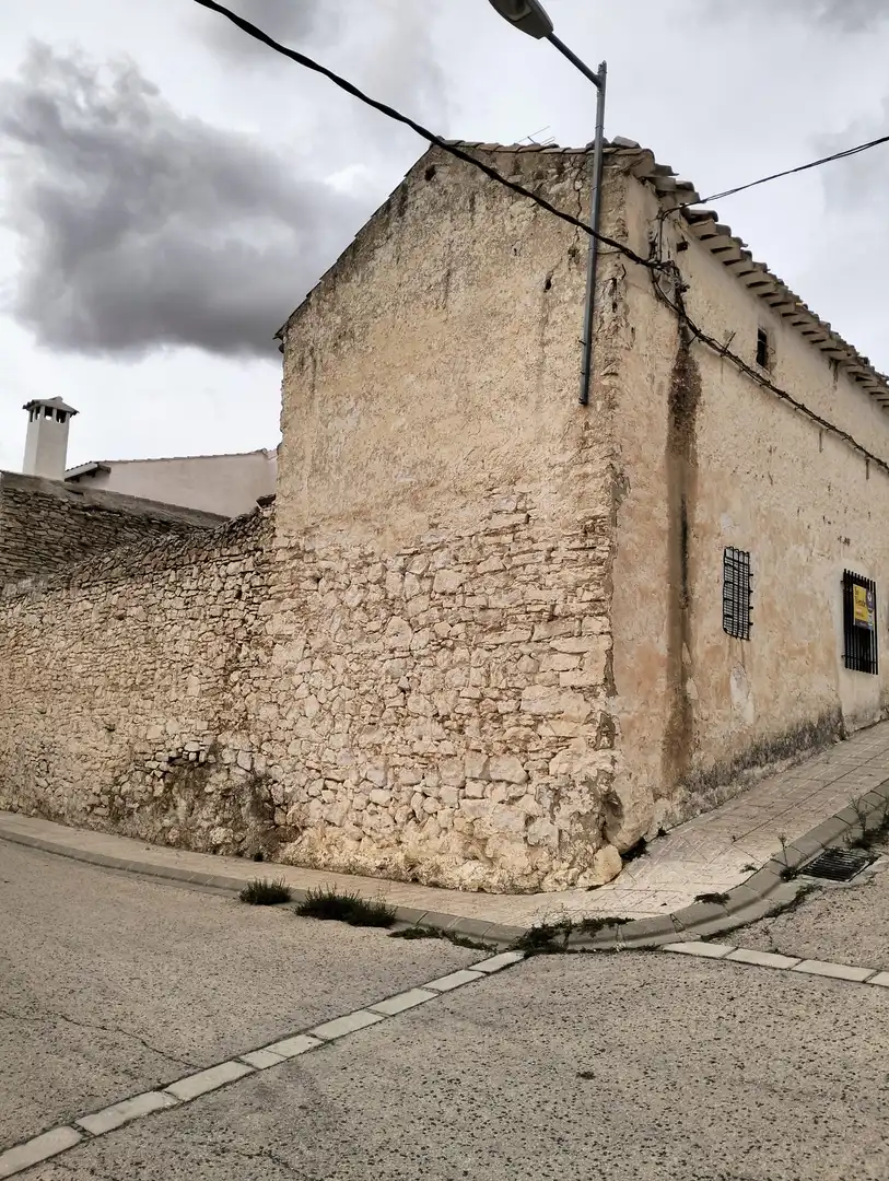 House with garden for sale in Calle Calzadizo 4, imagen 2