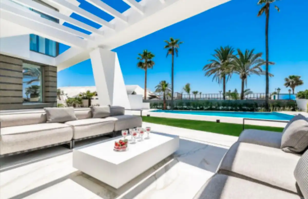 Villa con terrazza in vendita a Río Real - Los Monteros, imagen 2