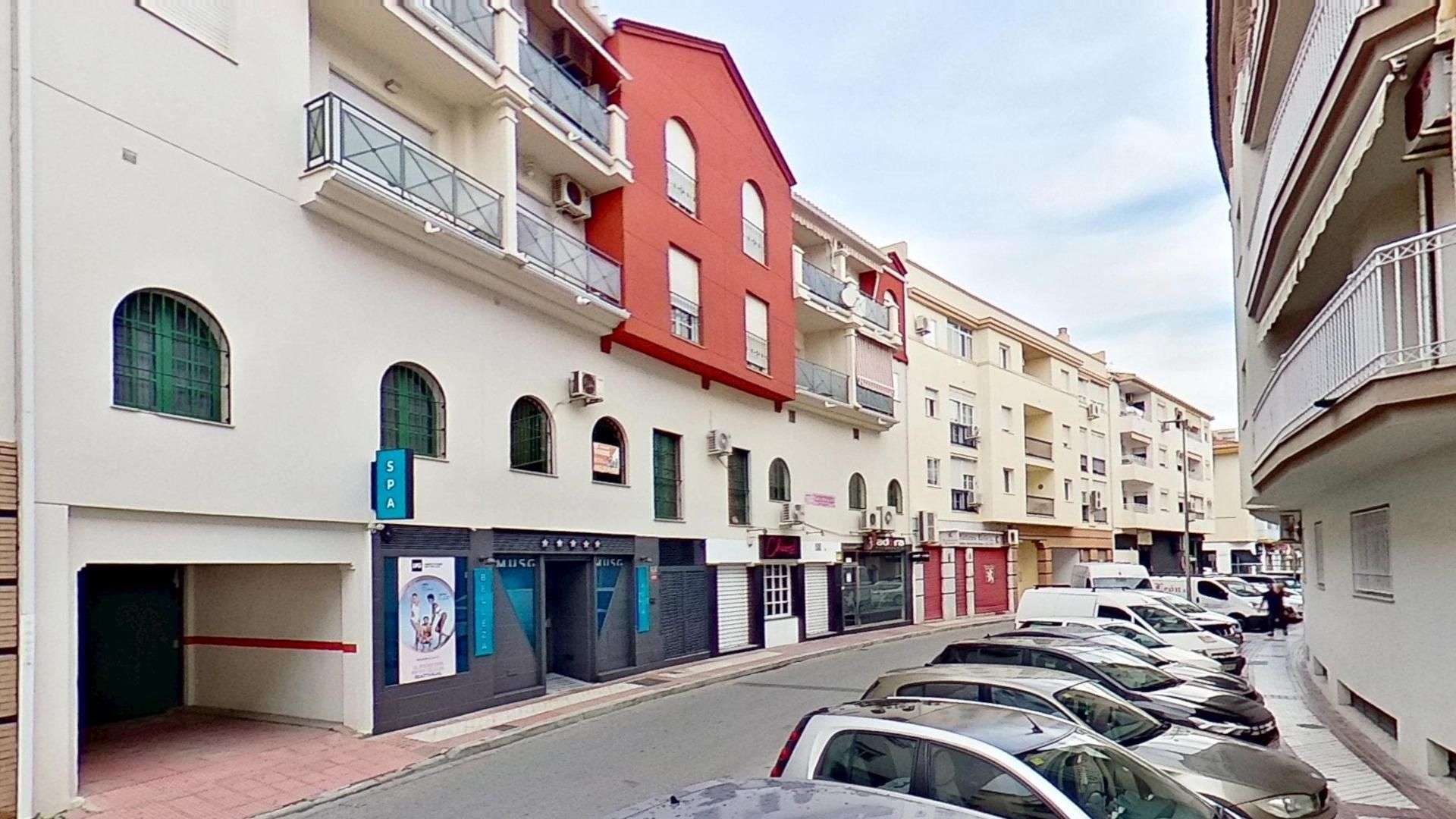 Vista exterior de Pis en venda en Motril