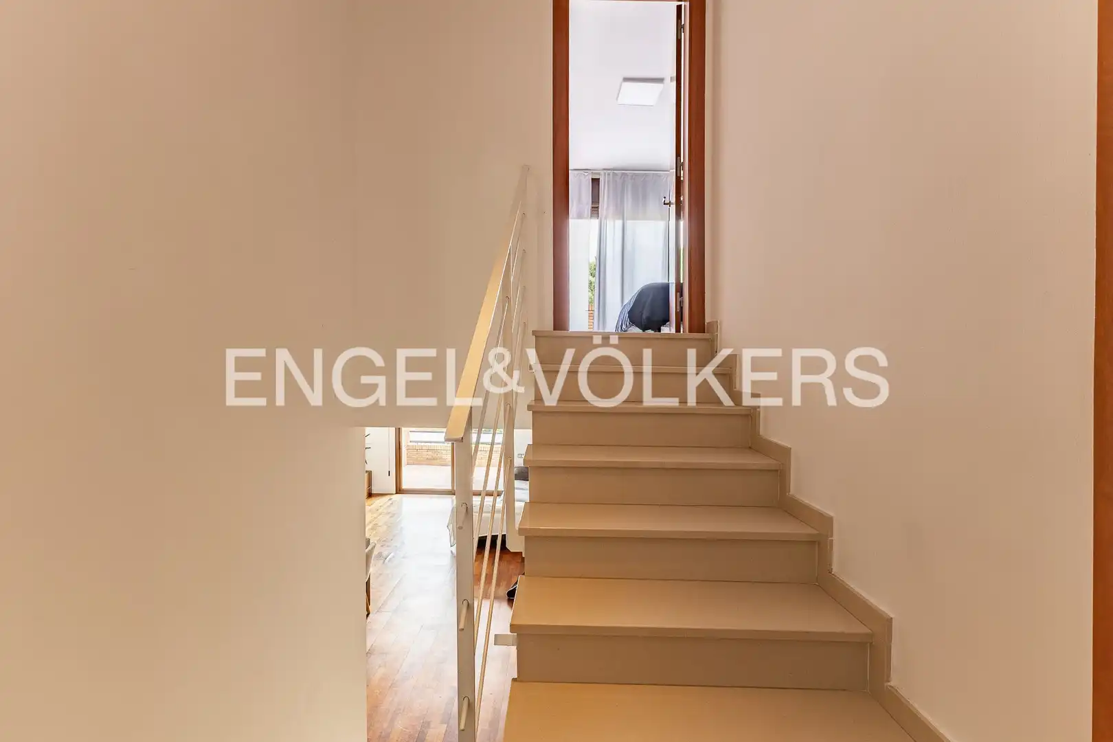 Houses for sale in Dosrius  with Air Conditioner, Heating and Private garden