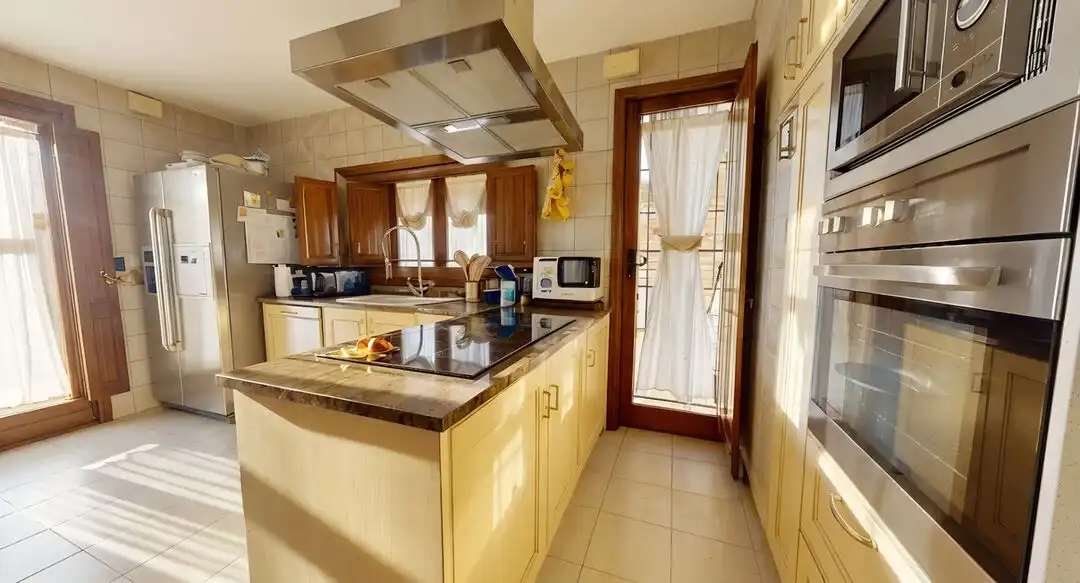 Kitchen of Houses for sale in Campo Real  with Air Conditioner, Heating and Private garden