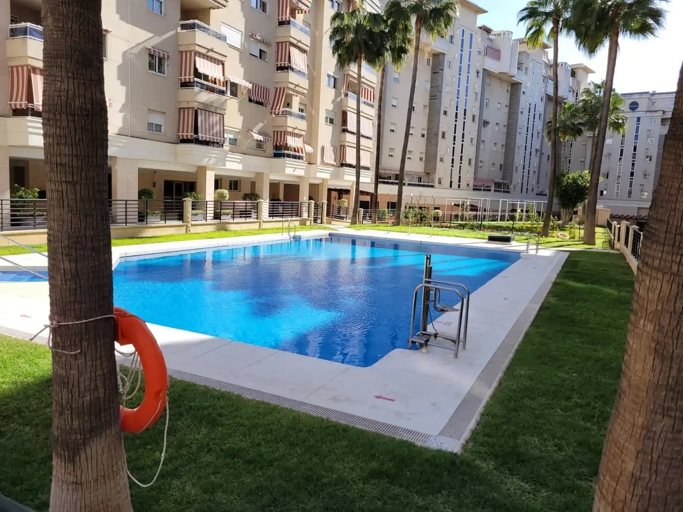 Schwimmbecken von Wohnung zur Miete in Málaga Capital mit Klimaanlage, Terrasse und Gemeinschaftspool