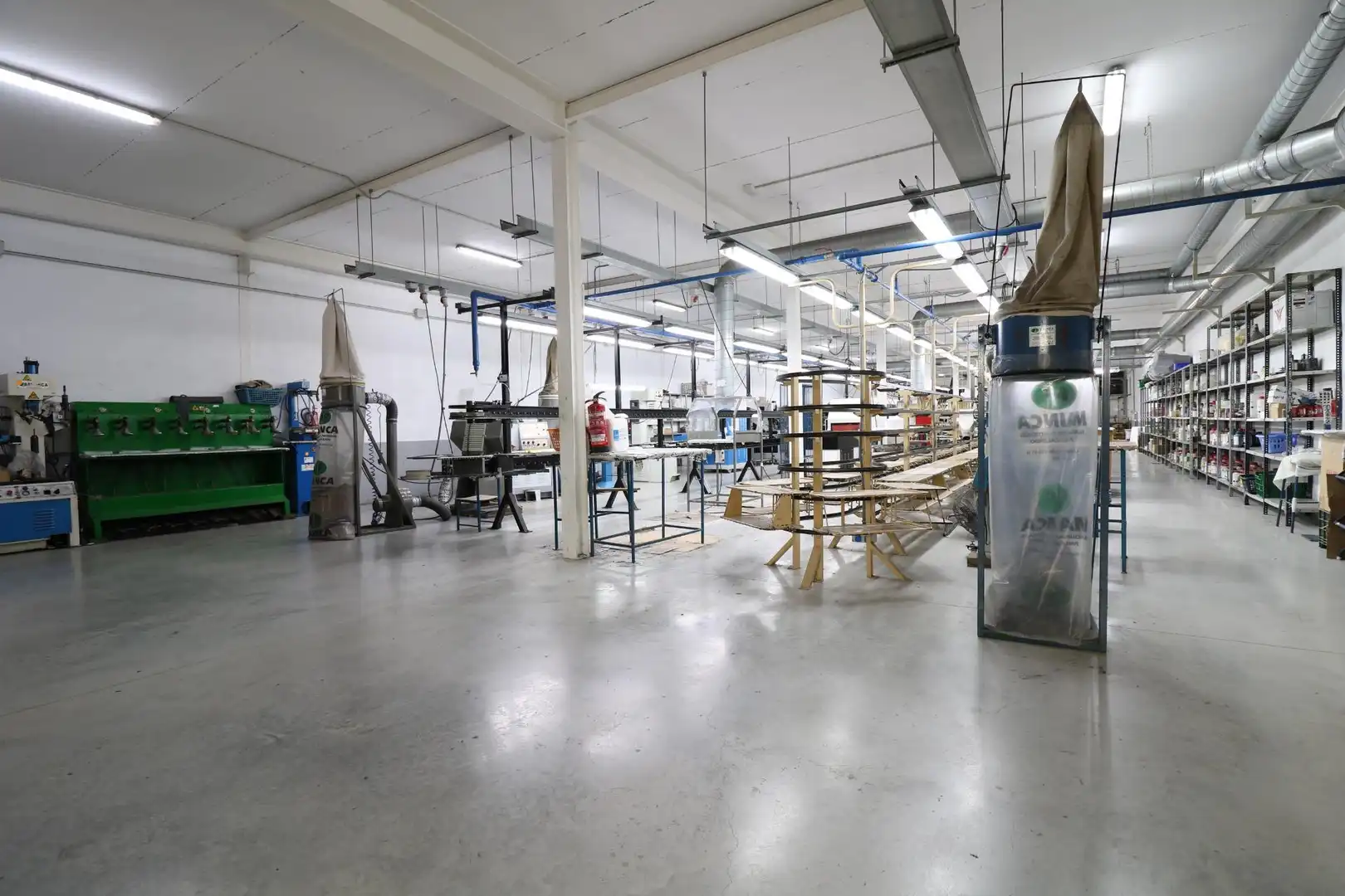 Nave industrial in vendita a Pedanías Este