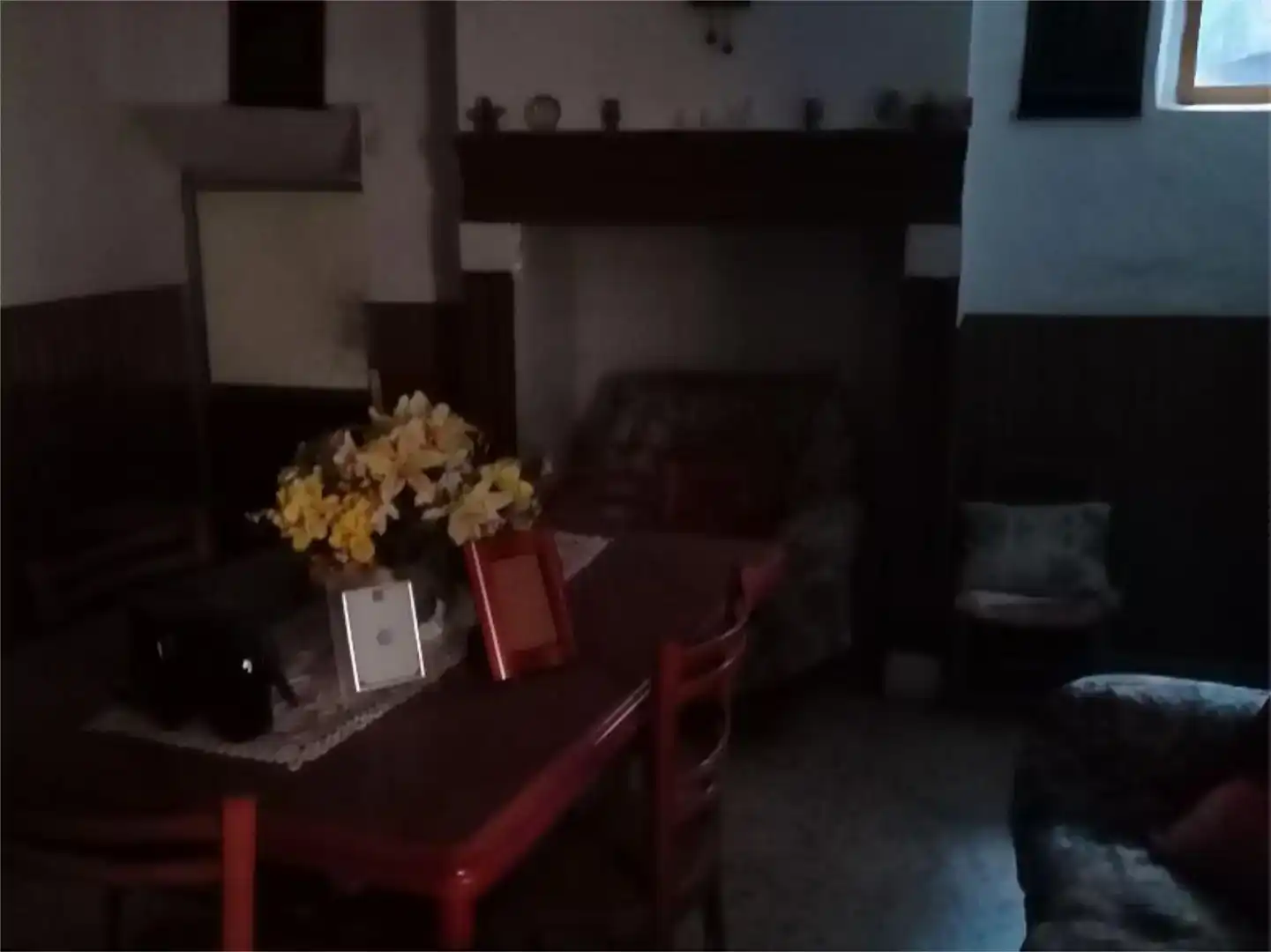 Menjador de Casa adosada en venda en Benatae