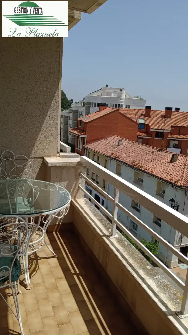 Terraza de Piso en venta en Castro-Urdiales con Calefacción, Jardín privado y Terraza