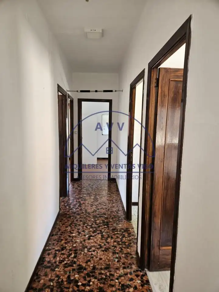 Casa o chalet en venta en Vigo  con Calefacción, Jardín privado y Terraza