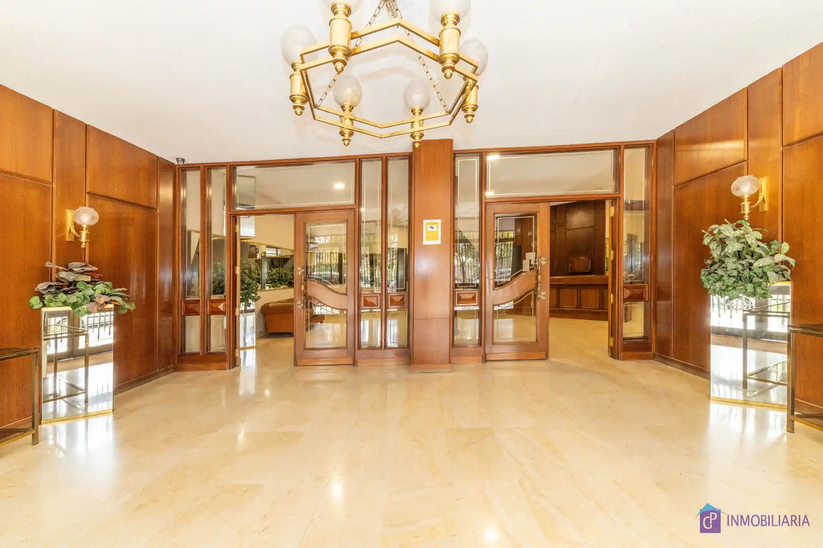 Flat for sale in Zaragoza  with Air Conditioner and Heating