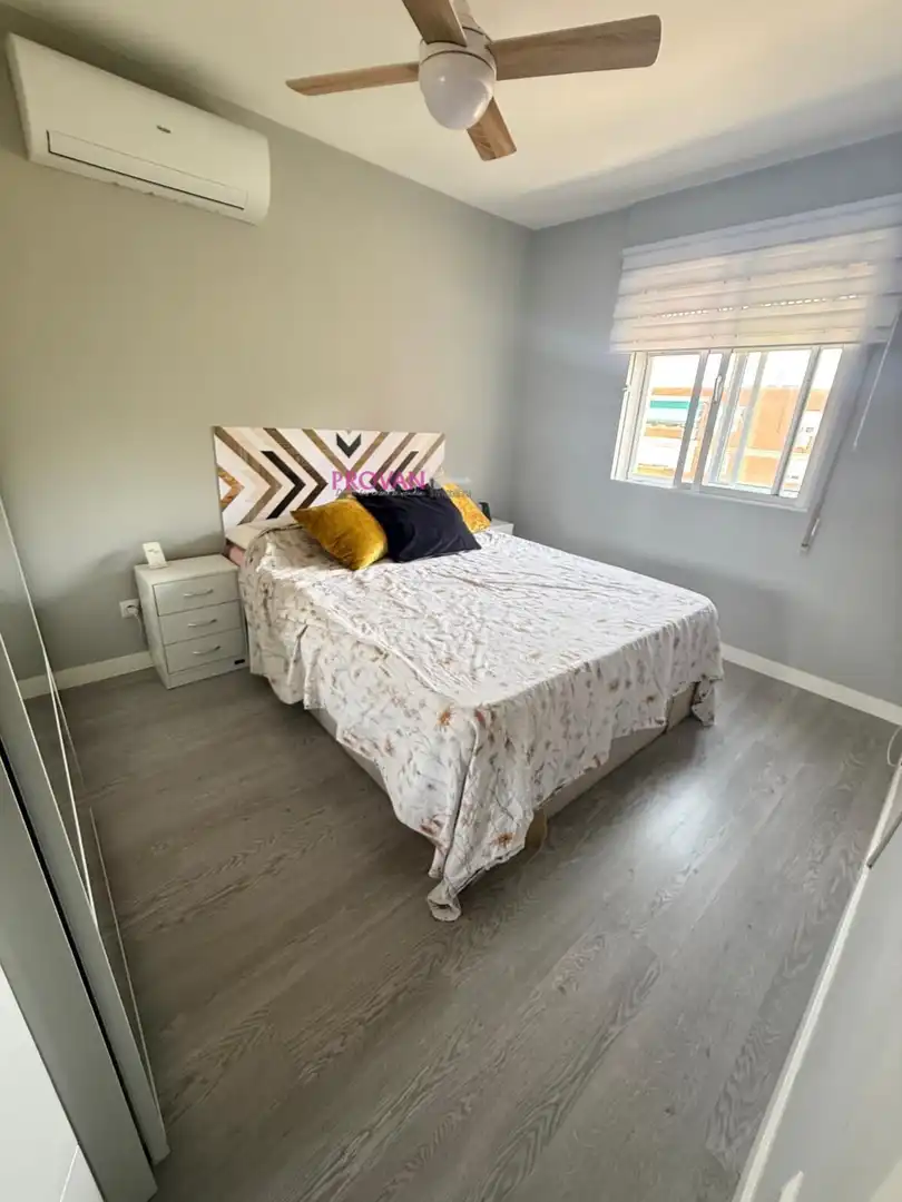 Habitación de Piso en venta en San Fernando de Henares con Aire acondicionado y Calefacción