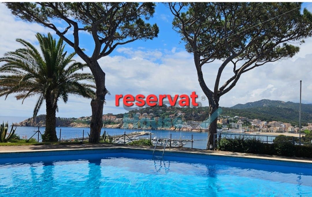 Apartament en venda en Sant Feliu de Guíxols amb Jardí privat