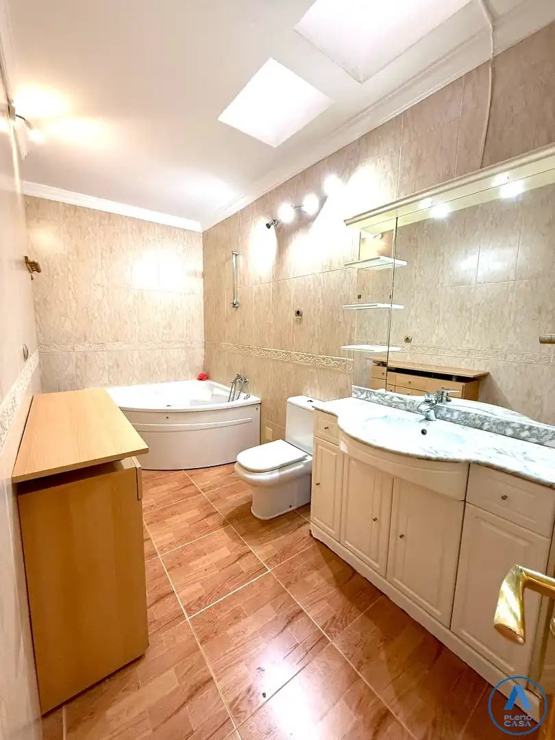 Bany de Edifici en venda en Las Lagunas