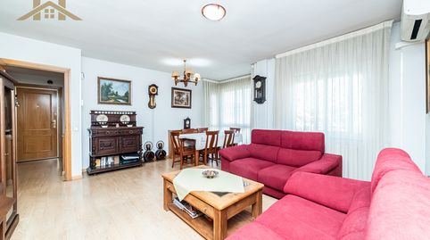 Foto 2 de Dúplex en venda a Calle Río Tajo, San Nicasio, Leganés