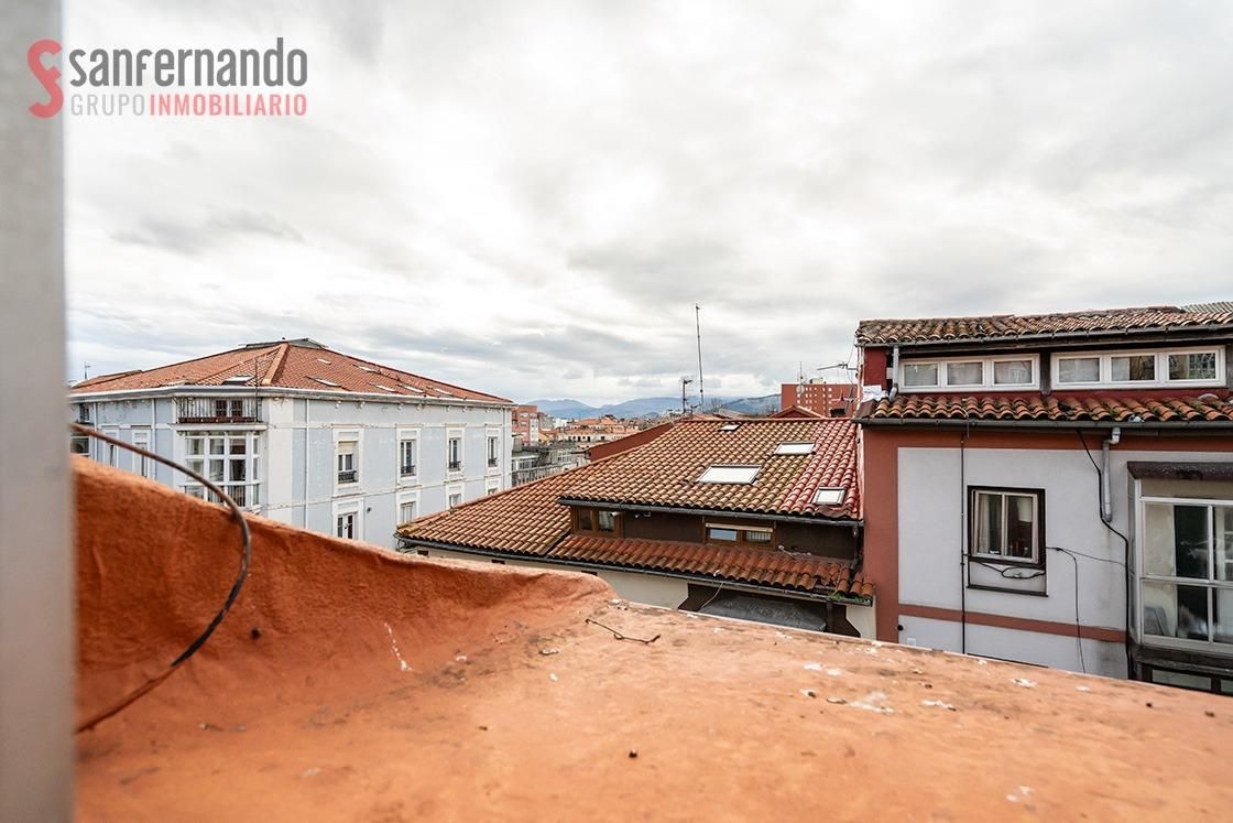 Außenansicht von Wohnung zum Verkauf in Santander