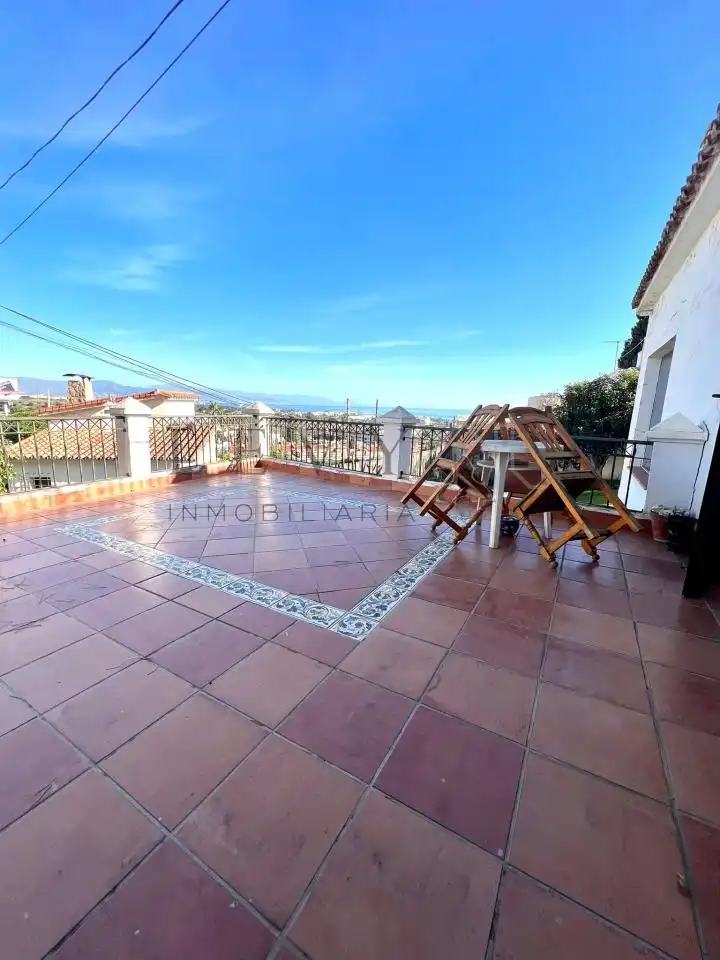Terrassa de Casa o xalet en venda en Torremolinos amb Calefacció, Jardí privat i Terrassa