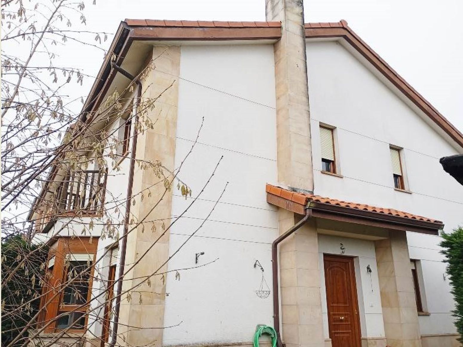 Exterior view of Single-family semi-detached for sale in Reocín  with Heating, Terrace and Balcony