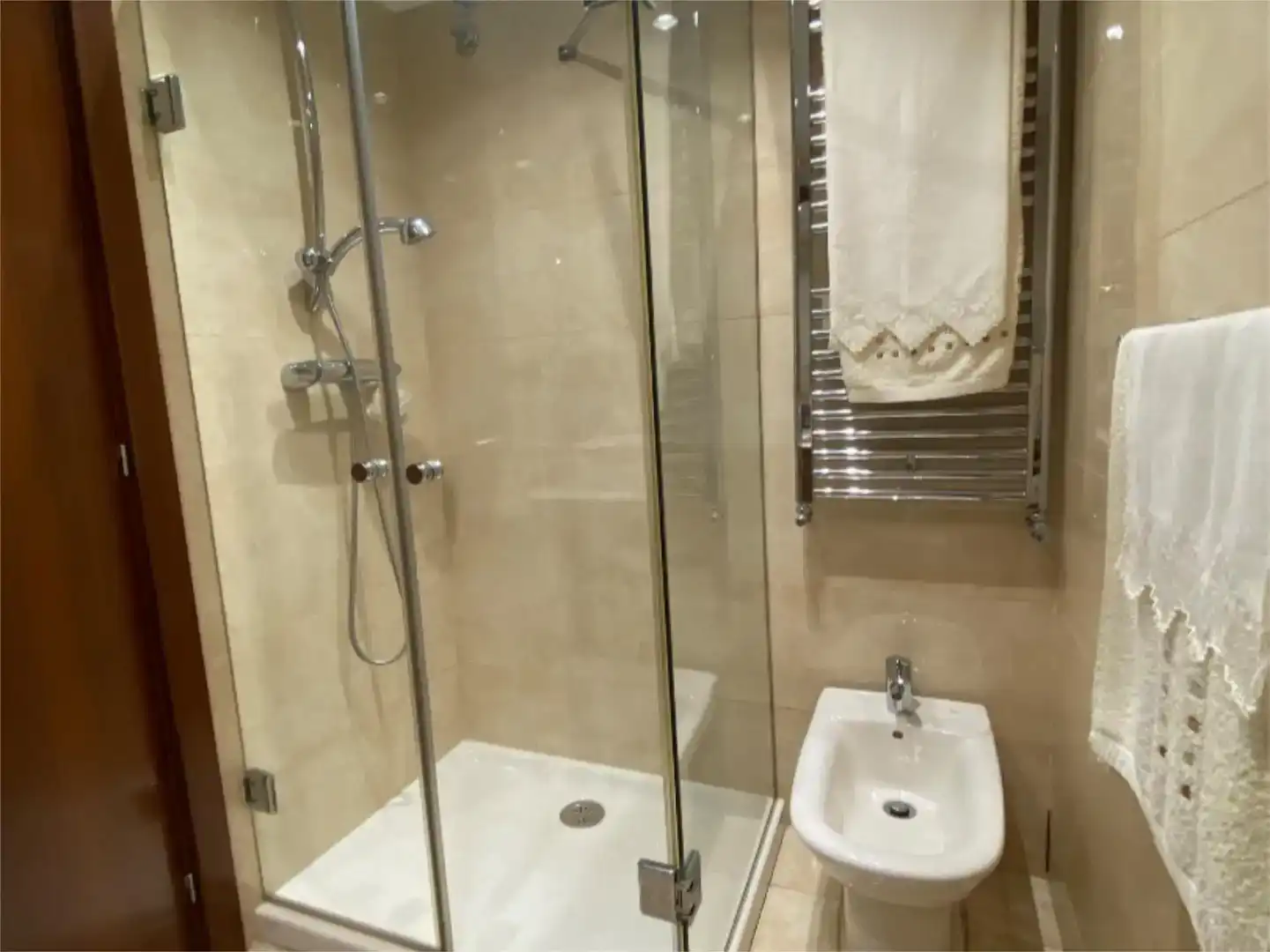 Baño de Piso en venta en Vigo  con Parquet, Trastero y Balcón