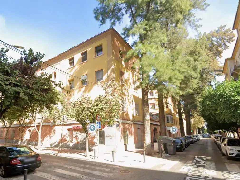 Vista exterior de Local de alquiler en  Murcia Capital con Aire acondicionado, Calefacción y Parquet