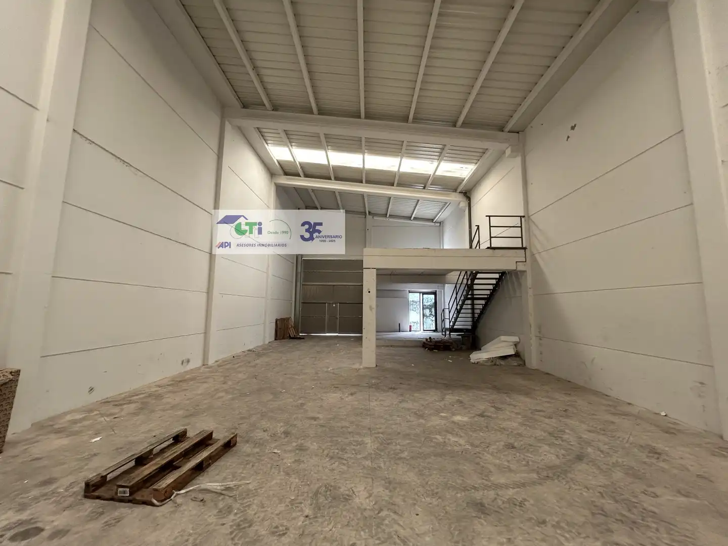 Nave industrial en venta en Zaragoza