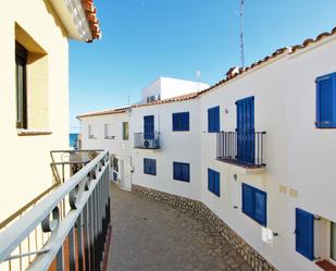 Vista exterior de Casa adosada en venda en Mont-roig del Camp amb Aire condicionat, Terrassa i Balcó