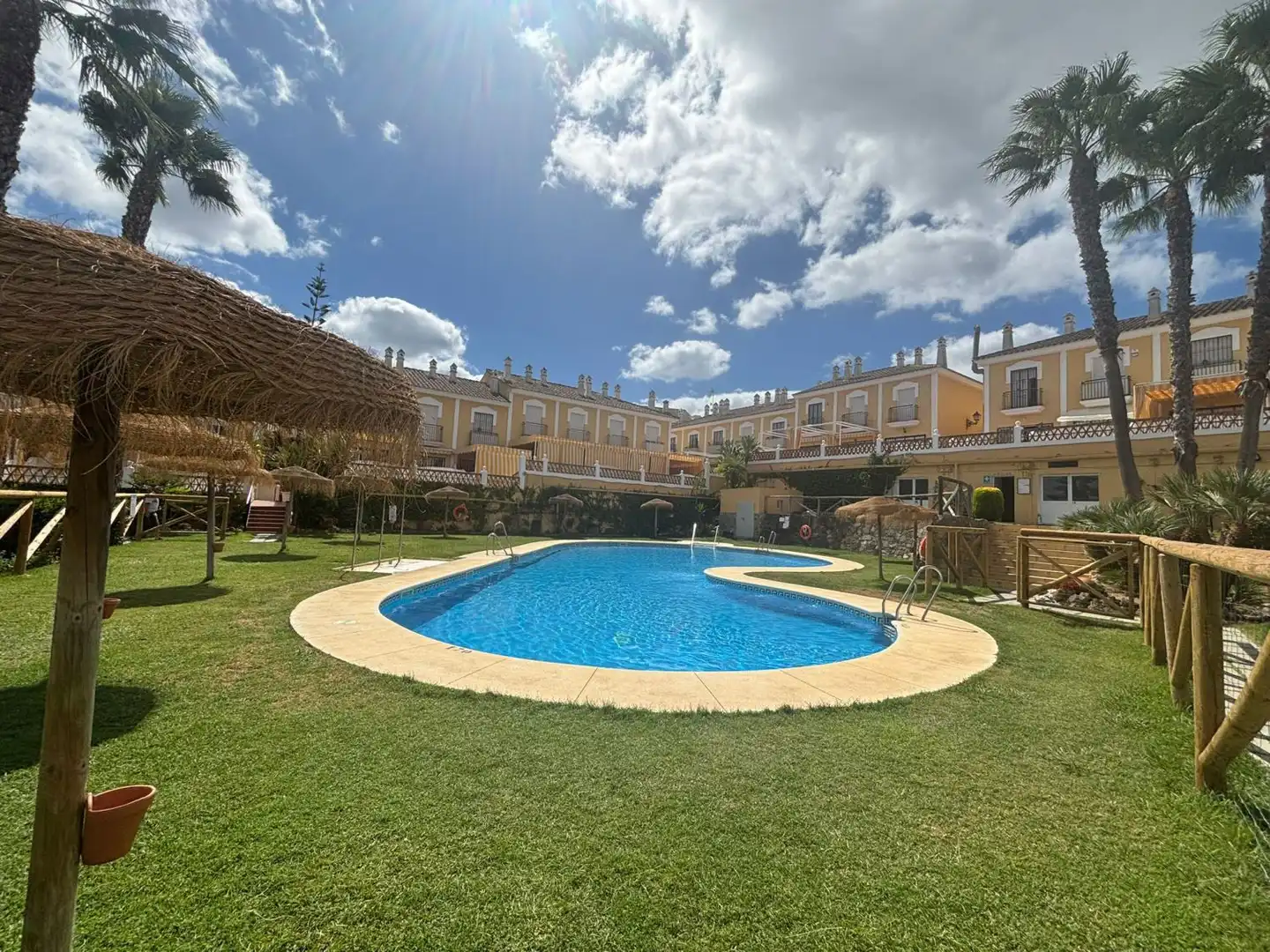 Adossat amb piscina en venda a DE LAS CUMBRES, imagen 2