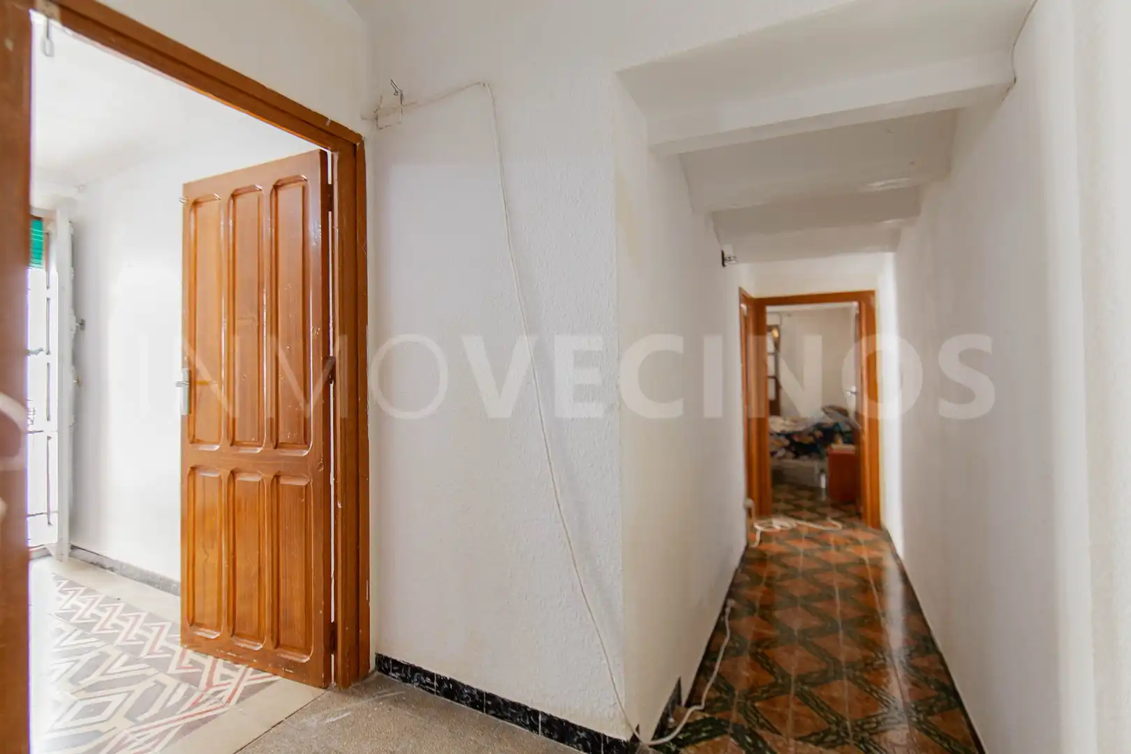 Casa adosada en venda en Cella amb Traster