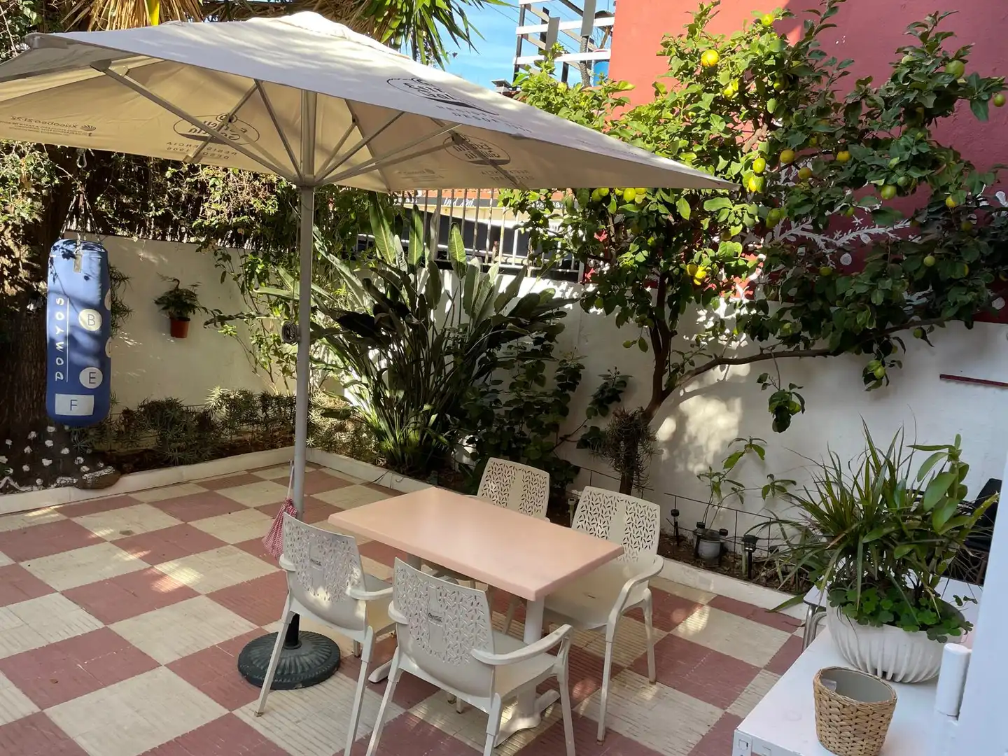 Terrasse von Erdgeschoss zum Verkauf in Calella mit Klimaanlage, Heizung und Terrasse