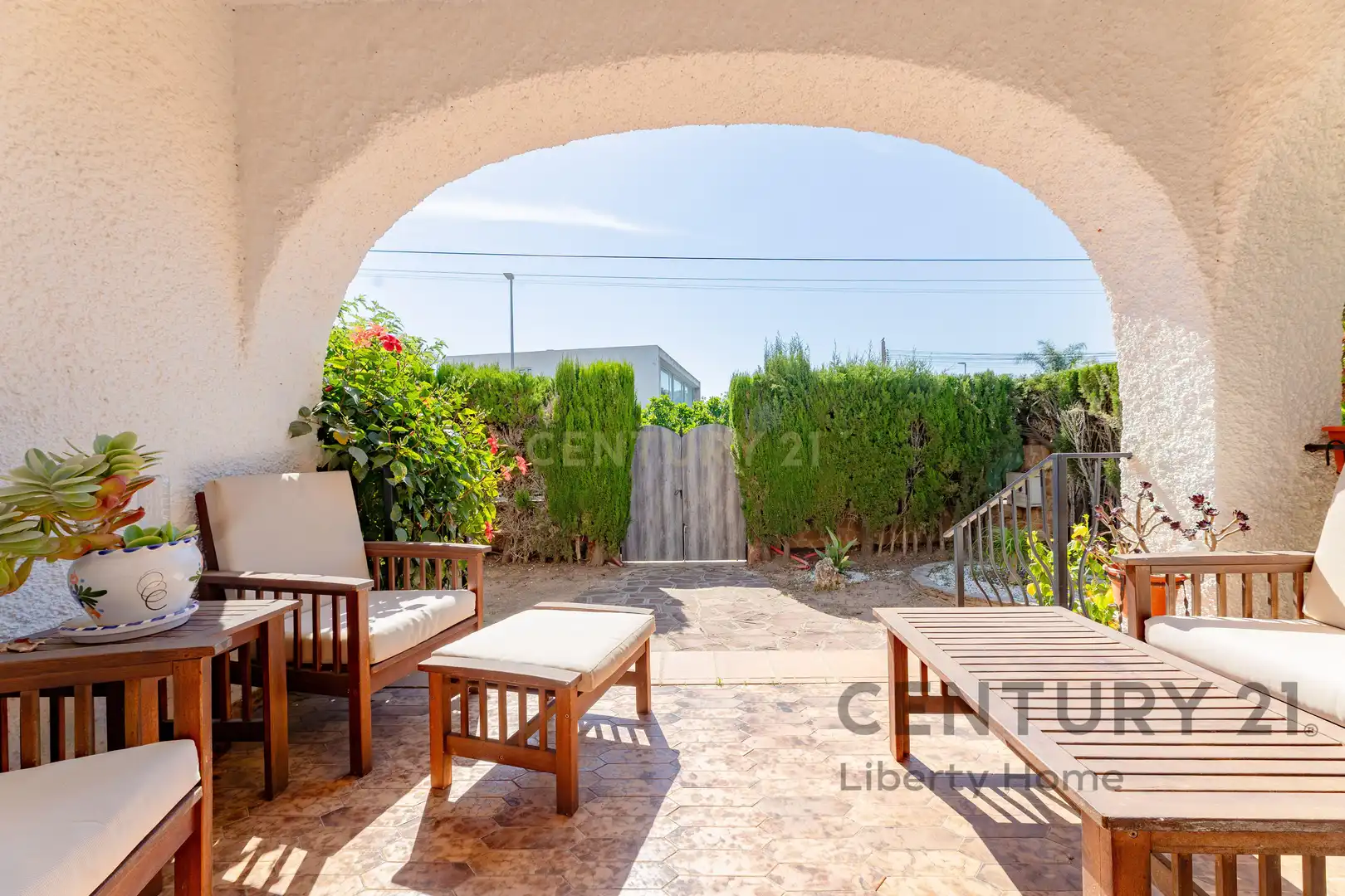 Vista exterior de Casa o xalet en venda en Náquera amb Aire condicionat, Jardí privat i Traster