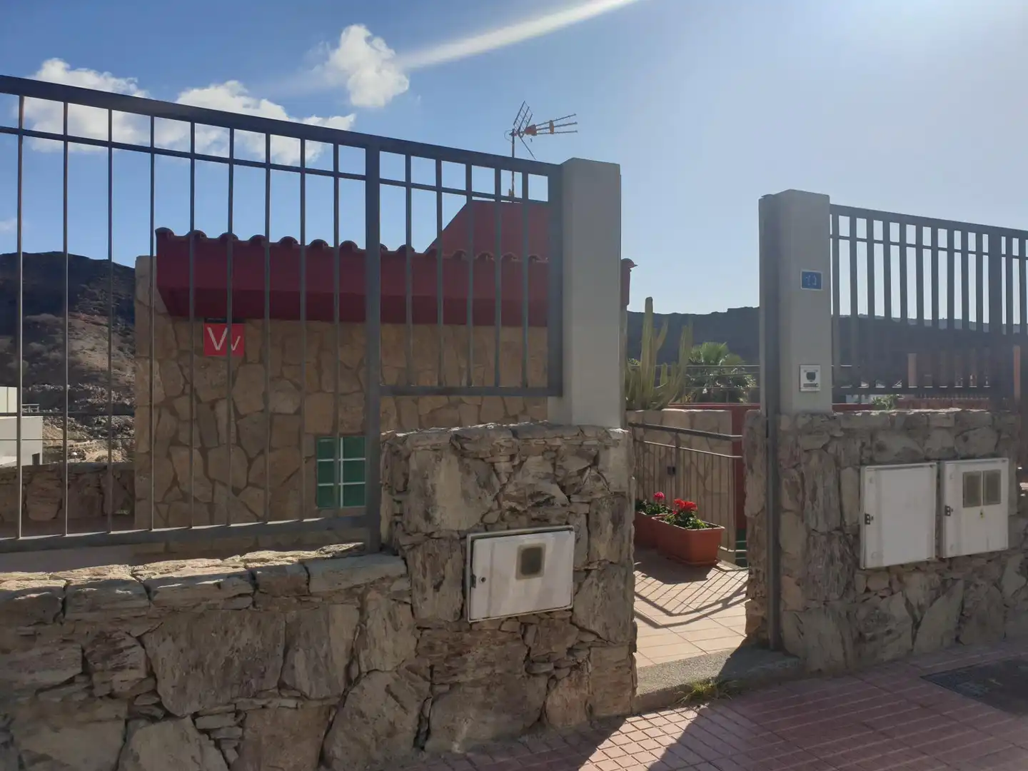 Vista exterior de Casa o chalet en venta en Mogán con Aire acondicionado, Jardín privado y Terraza