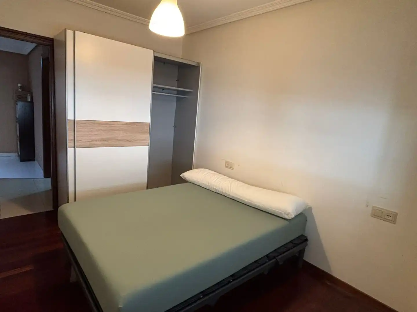 Habitación de Piso en venta en Ferrol con Calefacción, Parquet y Terraza