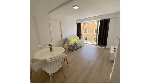 Foto 2 de Apartament de lloguer a Centro Urbano, Alicante