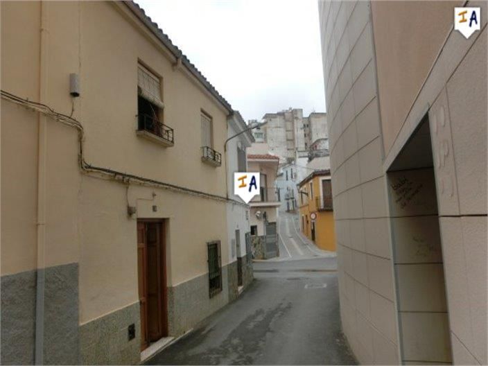 Exterior view of Single-family semi-detached for sale in Alcaudete  with Terrace, Storage room and Internet