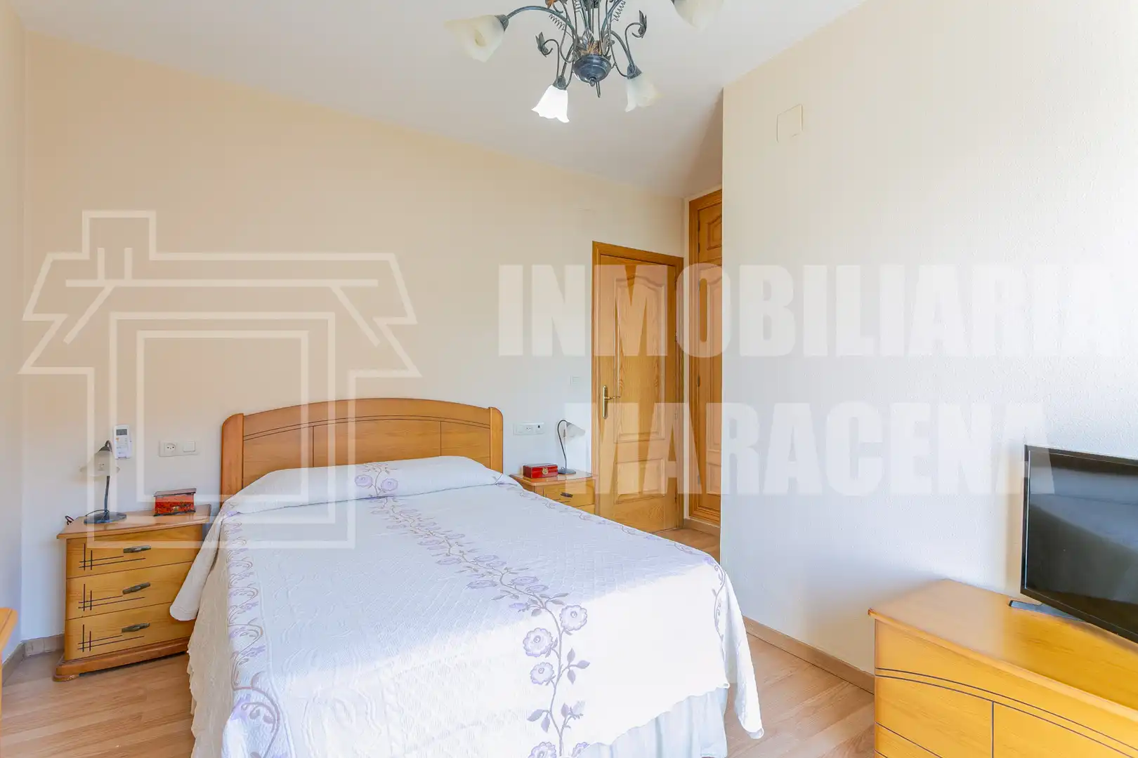 Bedroom of Houses for sale in Granada  with Air Conditioner, Heating and Parquet flooring