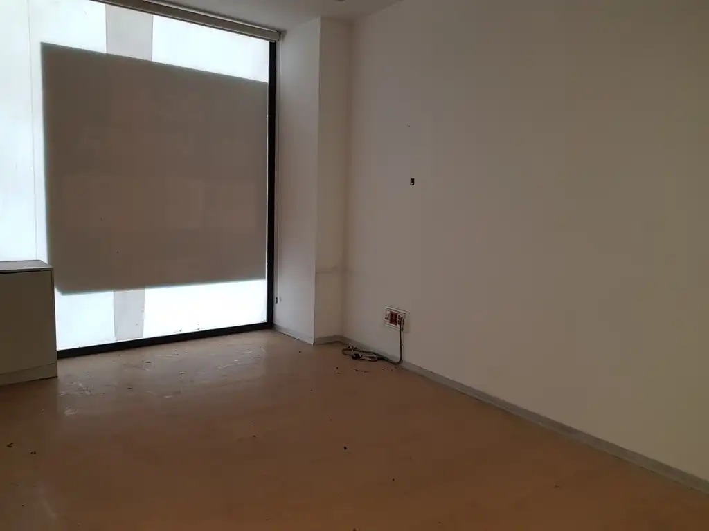 Local commercial à vendre à Calle Bernabé Soriano, imagen 4
