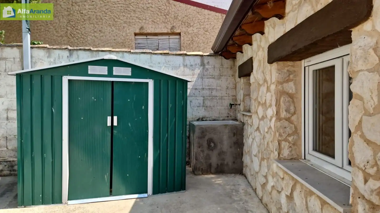 Houses for sale in Pedrosa de Duero