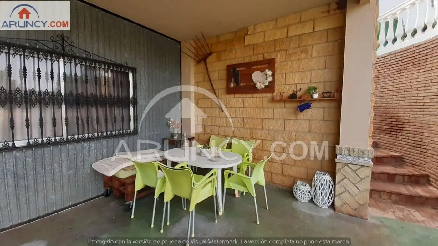 Terrassa de Casa o xalet en venda en Alcalá de Guadaira amb Aire condicionat, Calefacció i Jardí privat