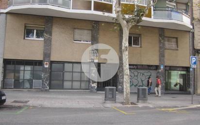 Exterior view of Premises for sale in  Barcelona Capital  with Air Conditioner