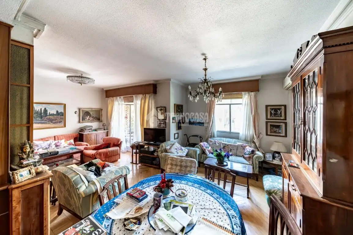Living room of Flat for sale in Madrid  with Heating