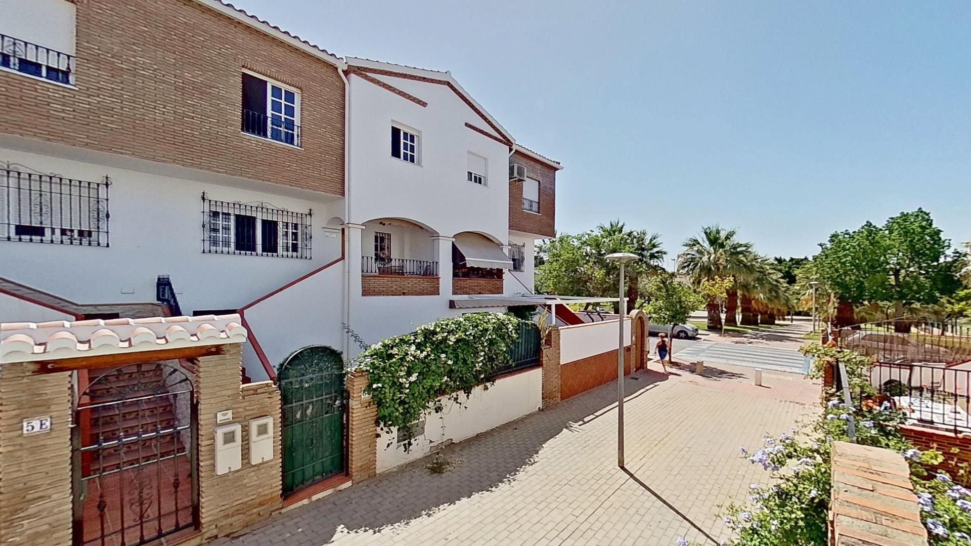 Exterior view of House or chalet for sale in Motril  with Private garden and Terrace