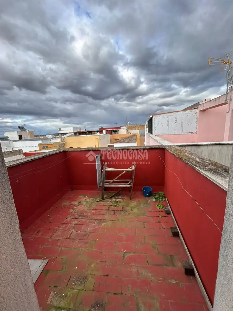 Terrace of Detached homes for sale in Sevilla  with Terrace