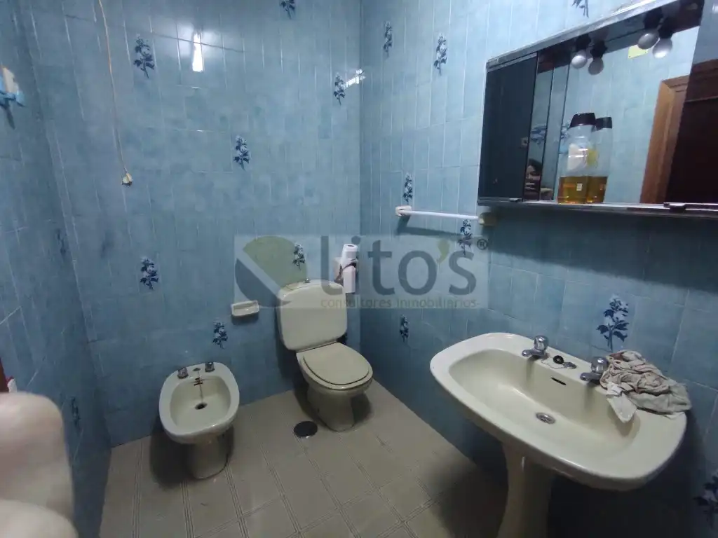 Bany de Casa adosada en venda en Dos Hermanas