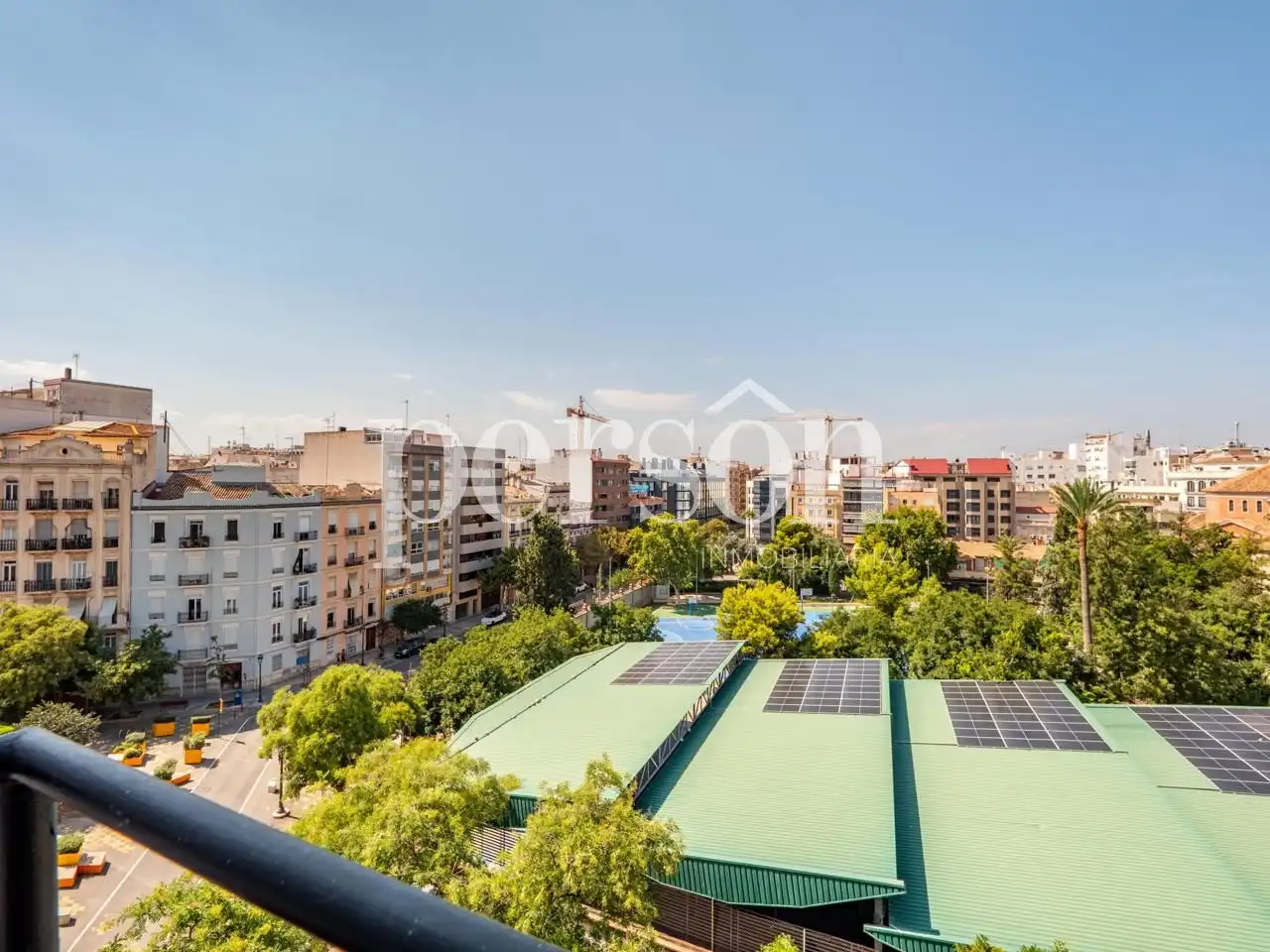 Außenansicht von Wohnung zur Miete in Valencia mit Klimaanlage, Terrasse und Möbliert