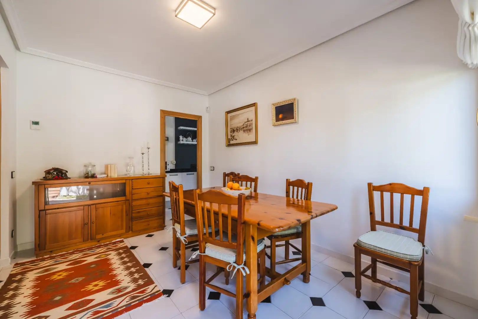 Comedor de Casa o chalet en venta en Las Rozas de Madrid con Aire acondicionado, Calefacción y Jardín privado